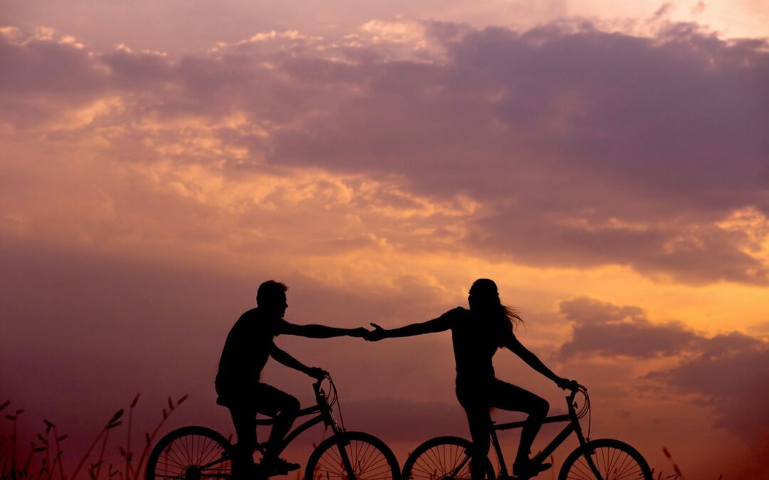 The 10 Texts That Keep Romance Alive